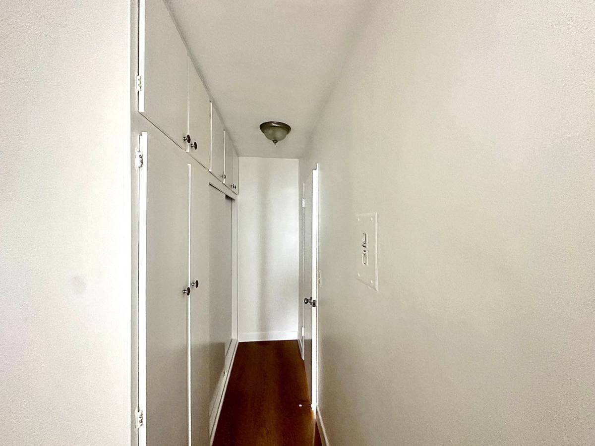 Apartment for rent at 4015 W 132nd St, Hawthorne, CA 90250