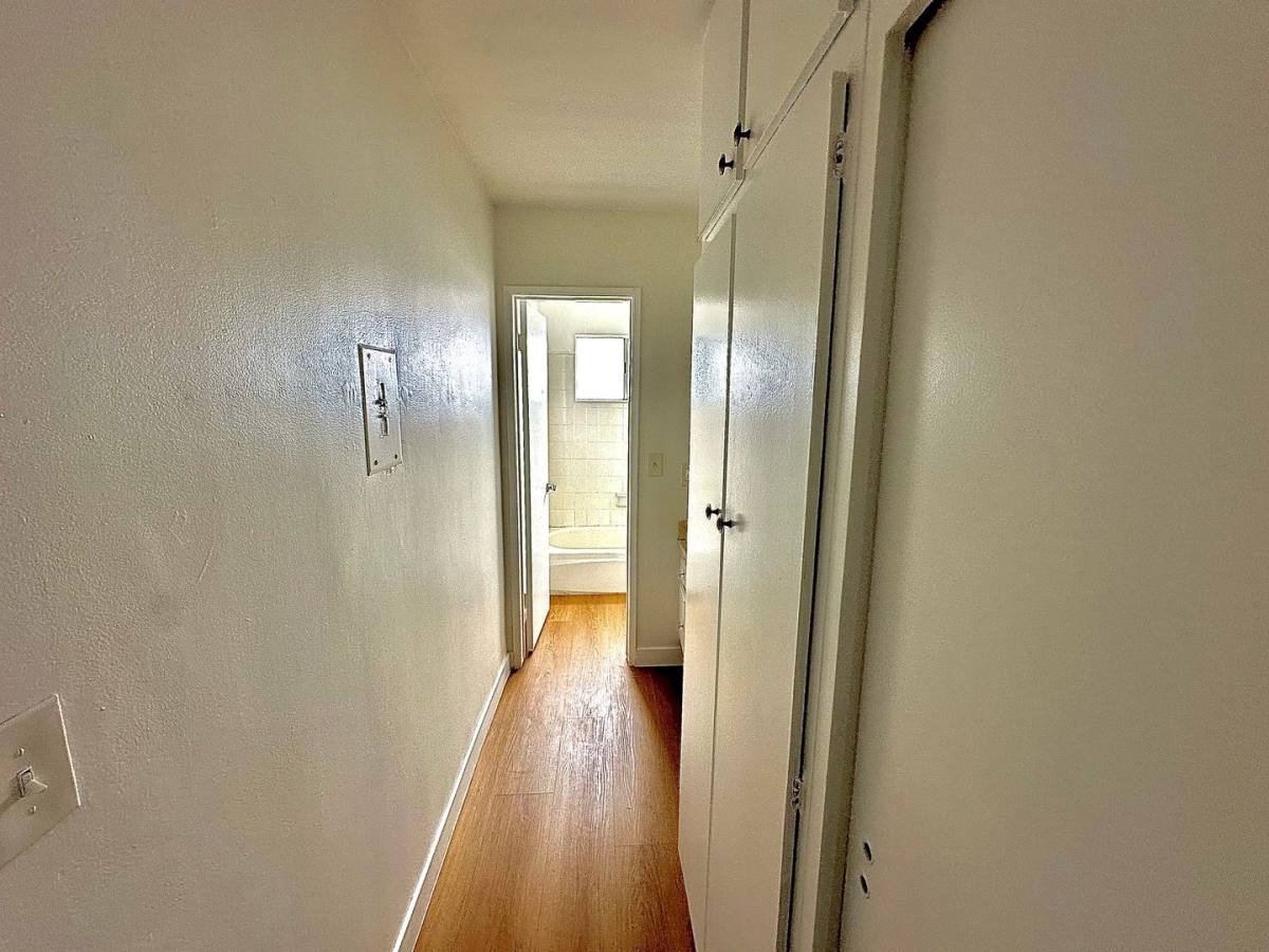 Apartment for rent at 4015 W 132nd St, Hawthorne, CA 90250