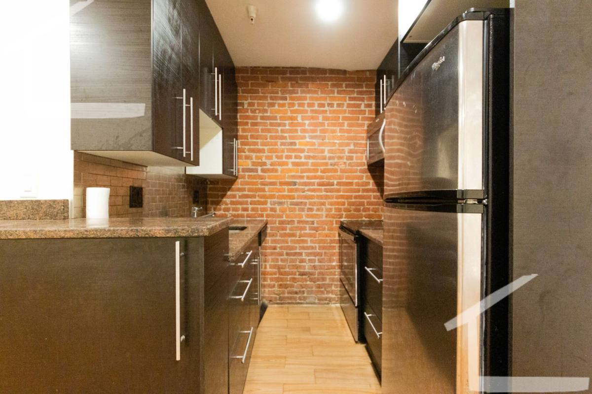 Apartment for rent at 1191 Beacon St #3, Brookline, MA 02446