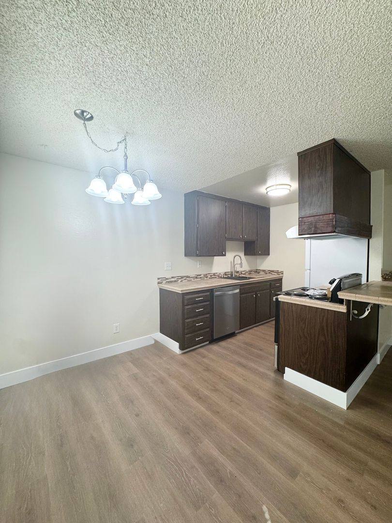 Apartment for rent at 335 Buckeye Terrace, Redding, CA 96003