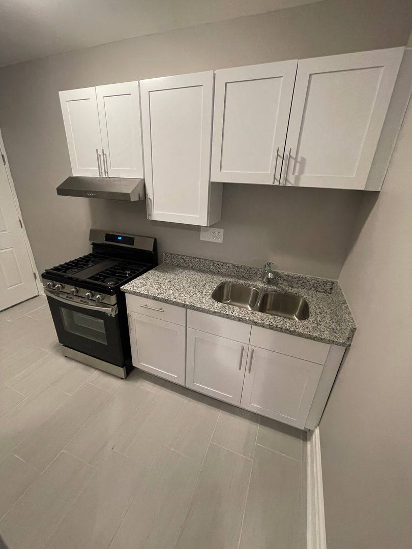 Apartment for rent at 11019 S Vernon Ave, Chicago, IL 60628
