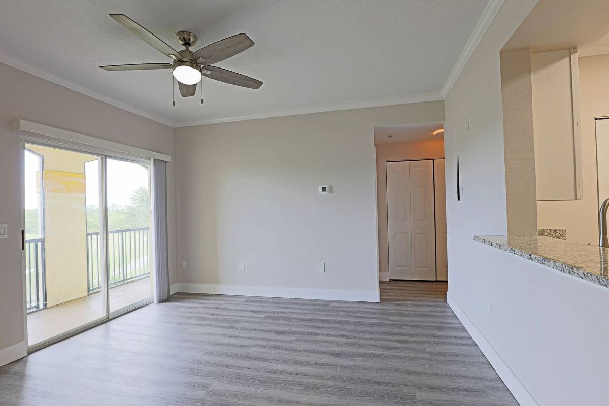 Apartment for rent at 11480 Villa Grand, Fort Myers, FL 33913