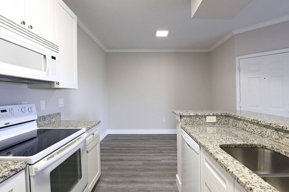 Apartment for rent at 11480 Villa Grand, Fort Myers, FL 33913