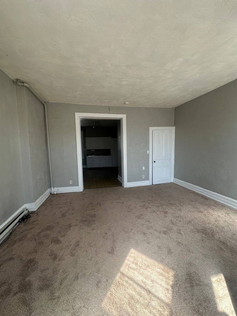 Apartment for rent at 113 E Philadelphia St, York, PA 17401