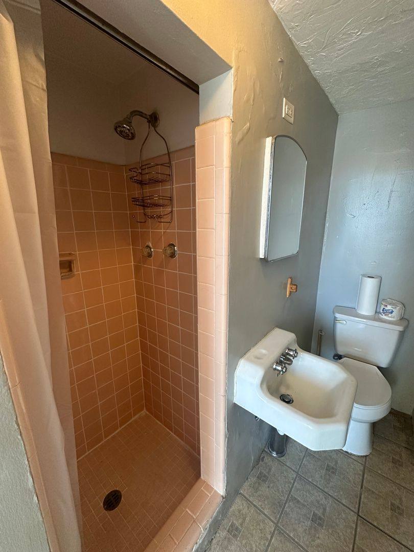 Apartment for rent at 113 E Philadelphia St, York, PA 17401