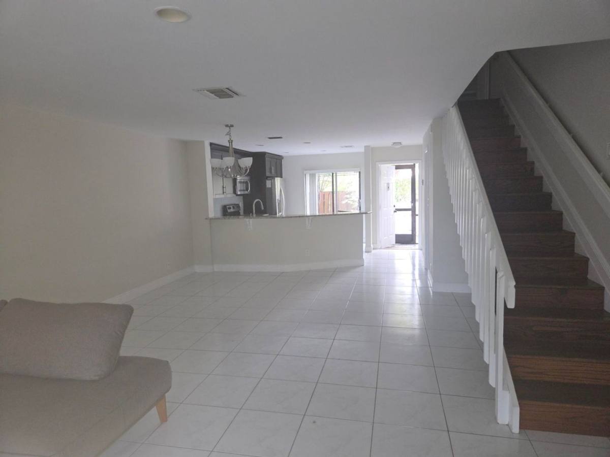 Townhouse for rent at 7890 Lago Del Mar Dr, Boca Raton, FL 33433