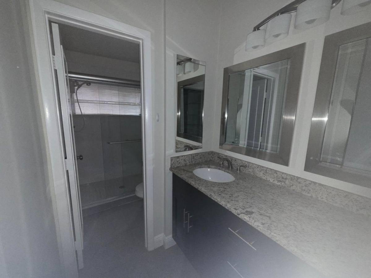 Townhouse for rent at 7890 Lago Del Mar Dr, Boca Raton, FL 33433