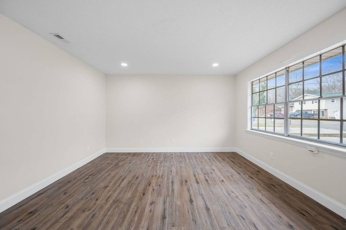 Apartment for rent at 3336 Gundy Dr, Chattanooga, TN 37419