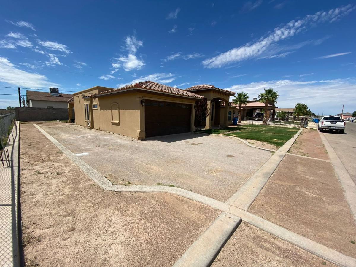 House for rent at 390 Burkett, Clint, TX 79836