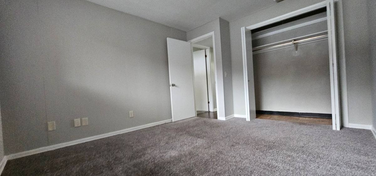 Apartment for rent at 3805 Briar Place, Dayton, OH 45405