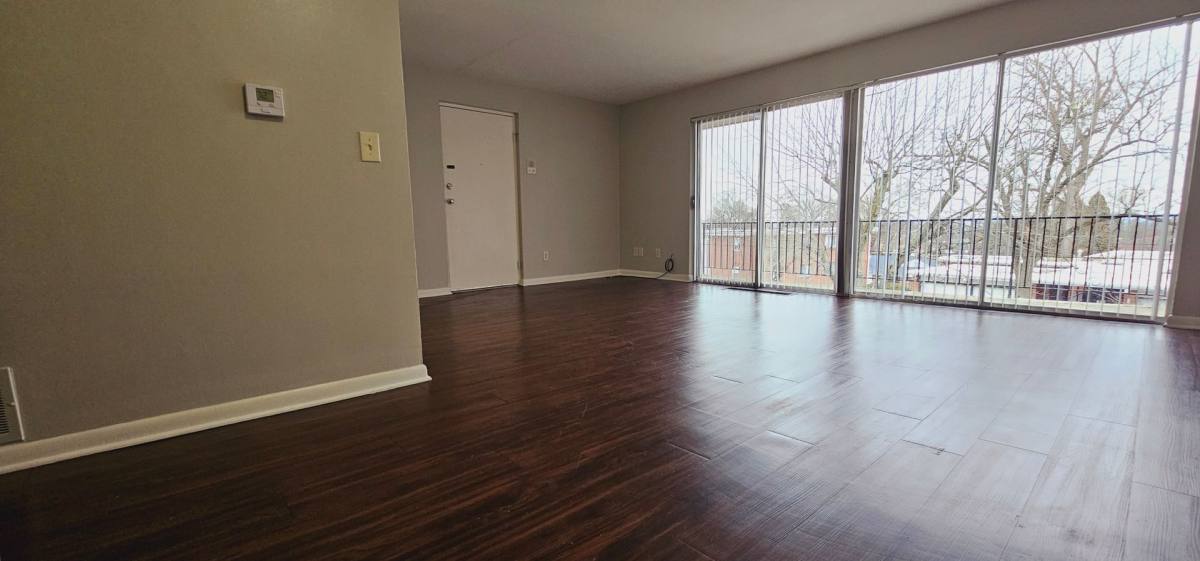 Apartment for rent at 3805 Briar Place, Dayton, OH 45405