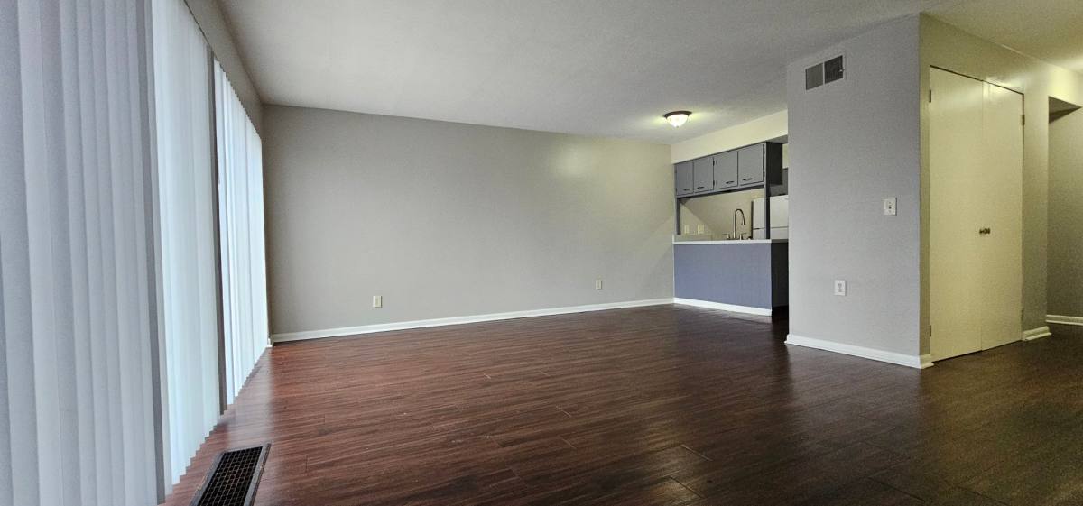 Apartment for rent at 3805 Briar Place, Dayton, OH 45405