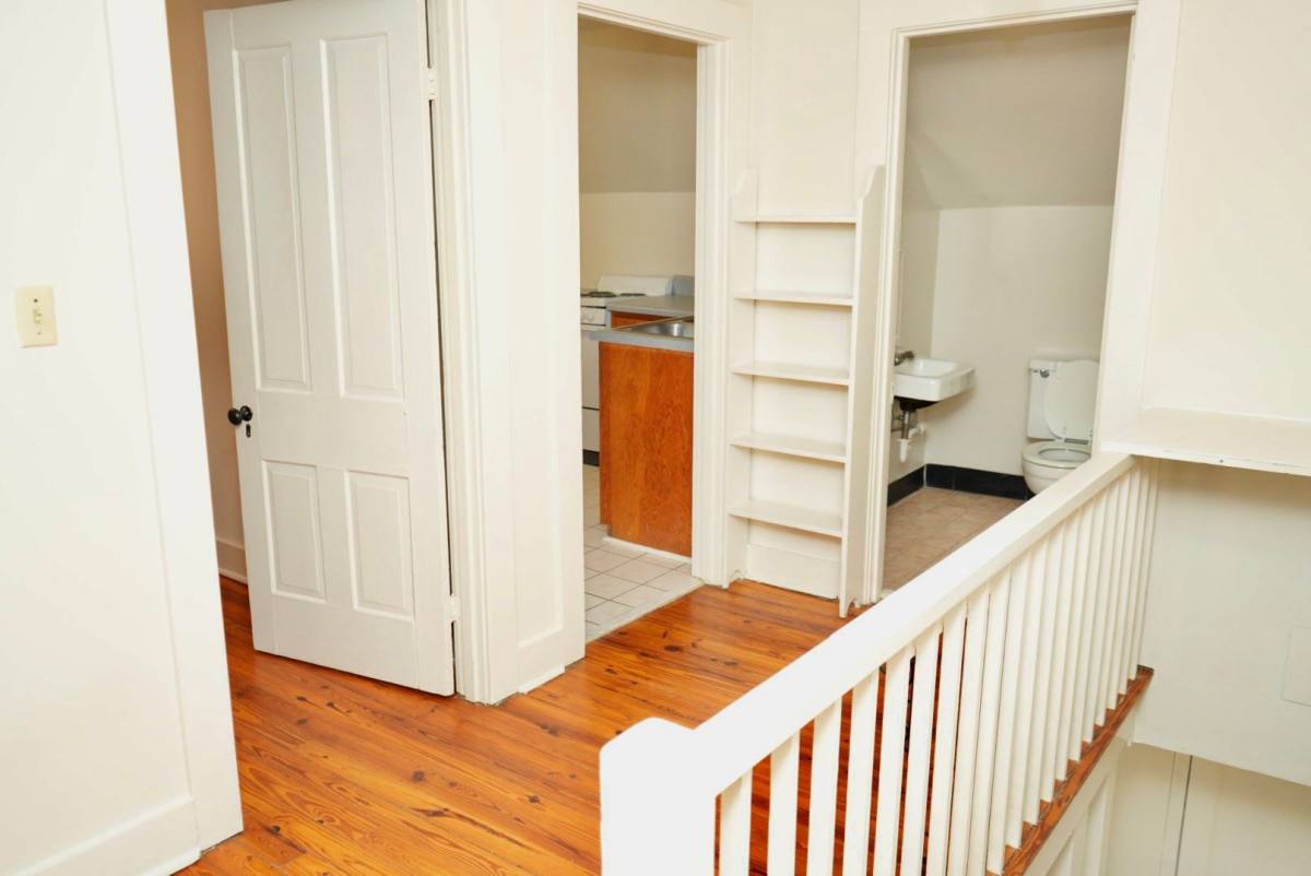 Apartment for rent at 109 Piedmont Ave N, Charlottesville, VA 22903
