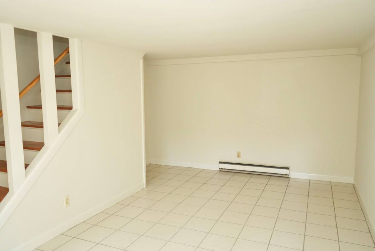 Apartment for rent at 109 Piedmont Ave N, Charlottesville, VA 22903