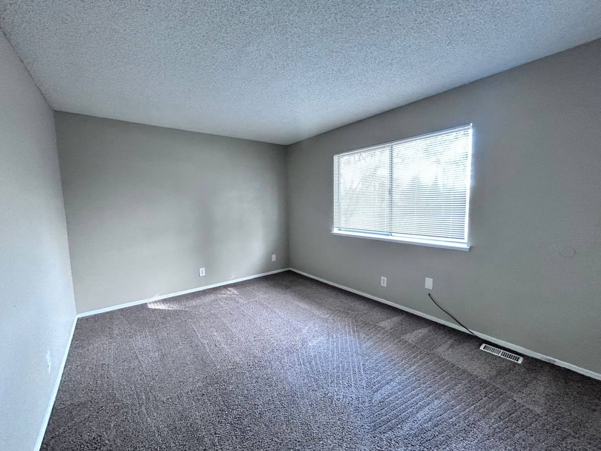 House for rent at 7408 Franklin Blvd, Sacramento, CA 95823