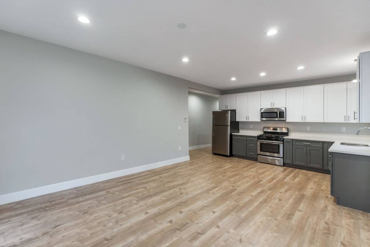 Apartment for rent at 415 N Coronado St, Los Angeles, CA 90026