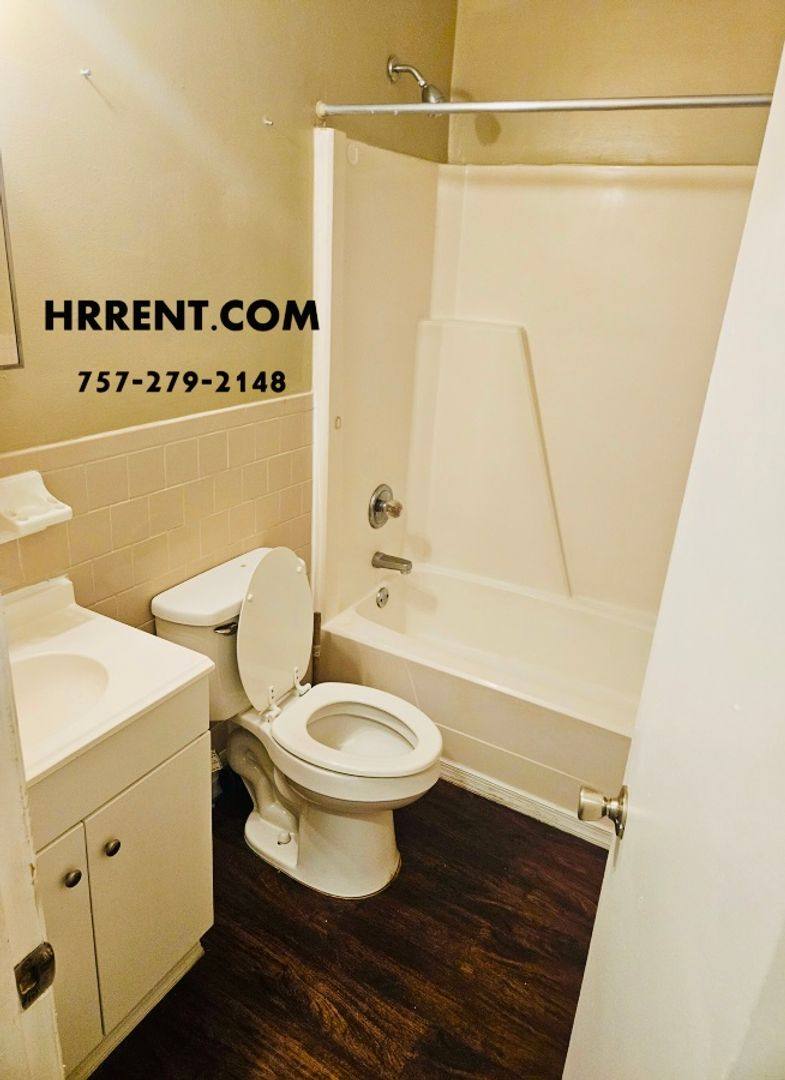 Apartment for rent at 1445 Norcova Ave, Norfolk, VA 23502