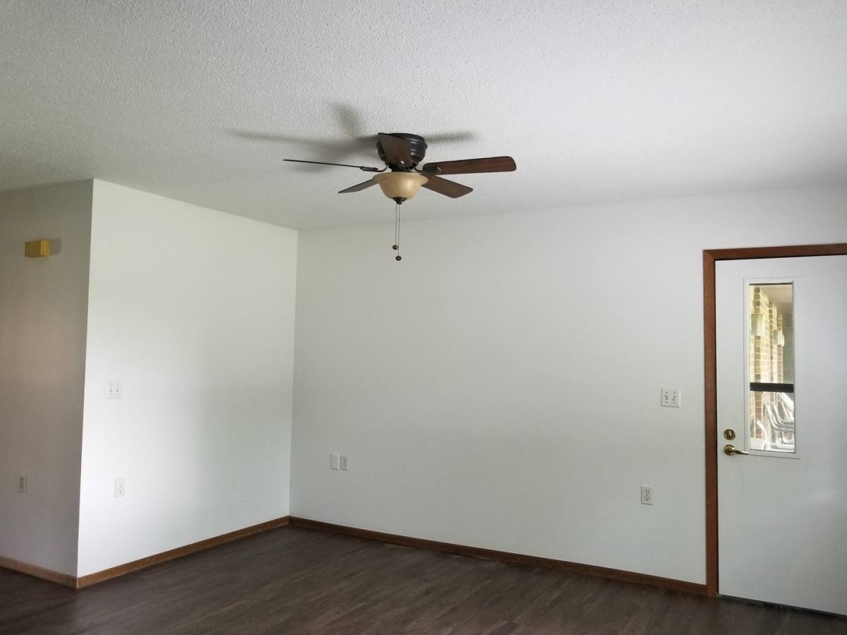 Apartment for rent at 425 N Dubuque St, North Liberty, IA 52317