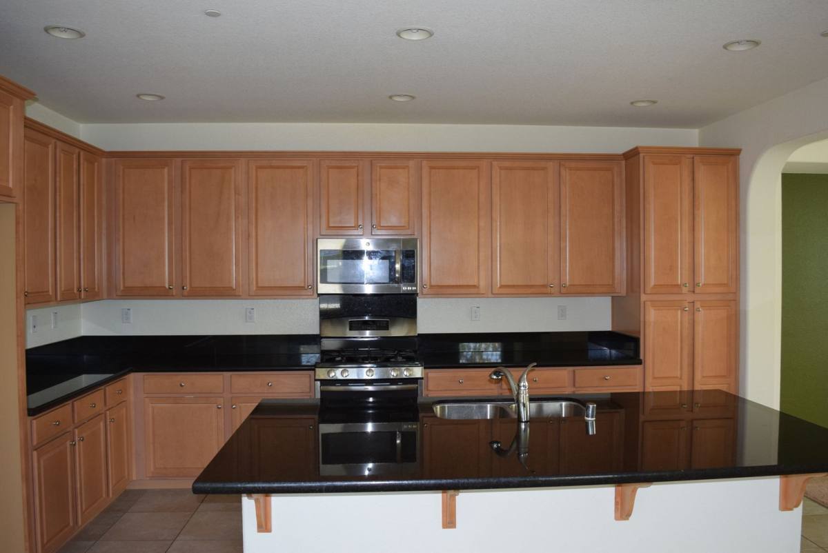 House for rent at 378 Abbey Lane, Tracy, CA 95391