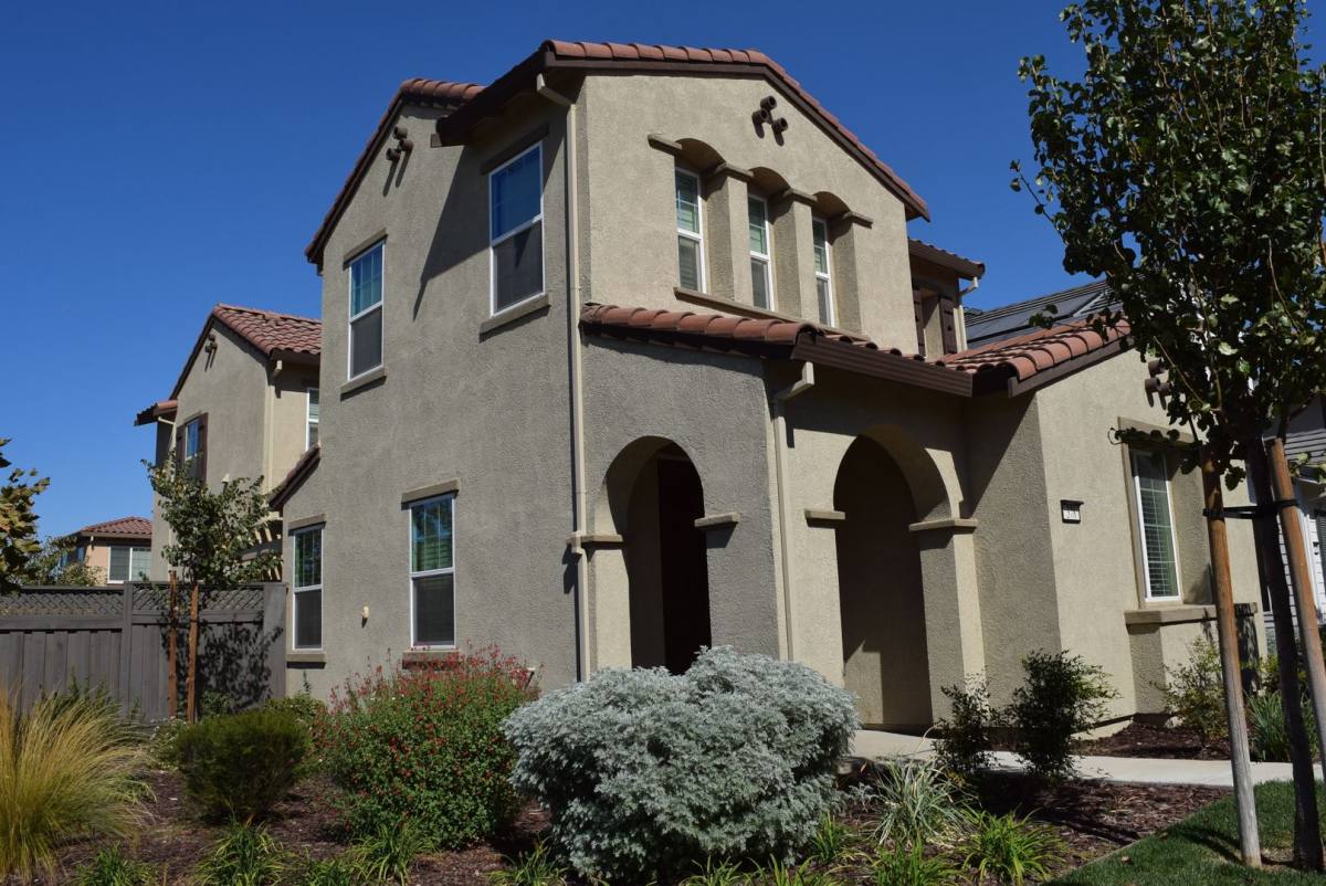 House for rent at 378 Abbey Lane, Tracy, CA 95391