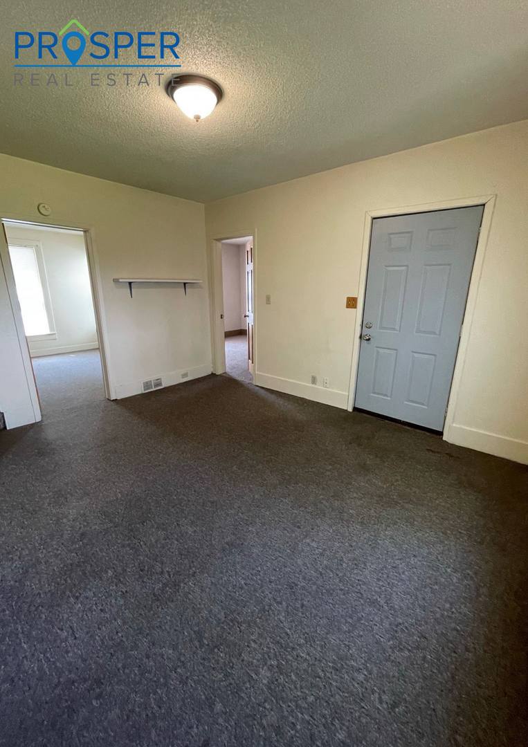 Apartment for rent at 315 9th Ave, Eau Claire, WI 54703