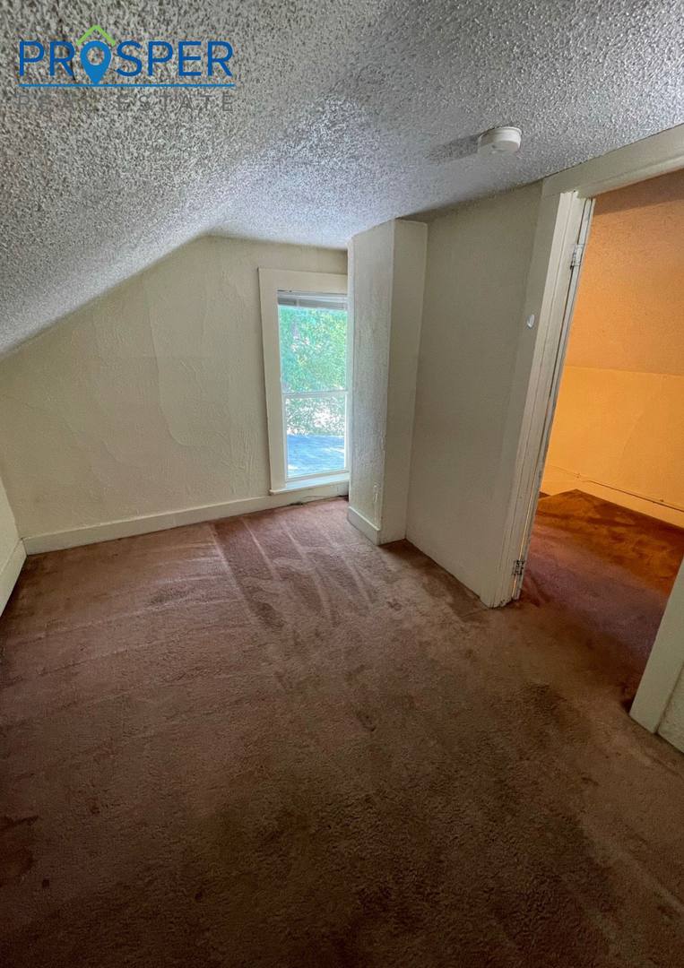 Apartment for rent at 315 9th Ave, Eau Claire, WI 54703