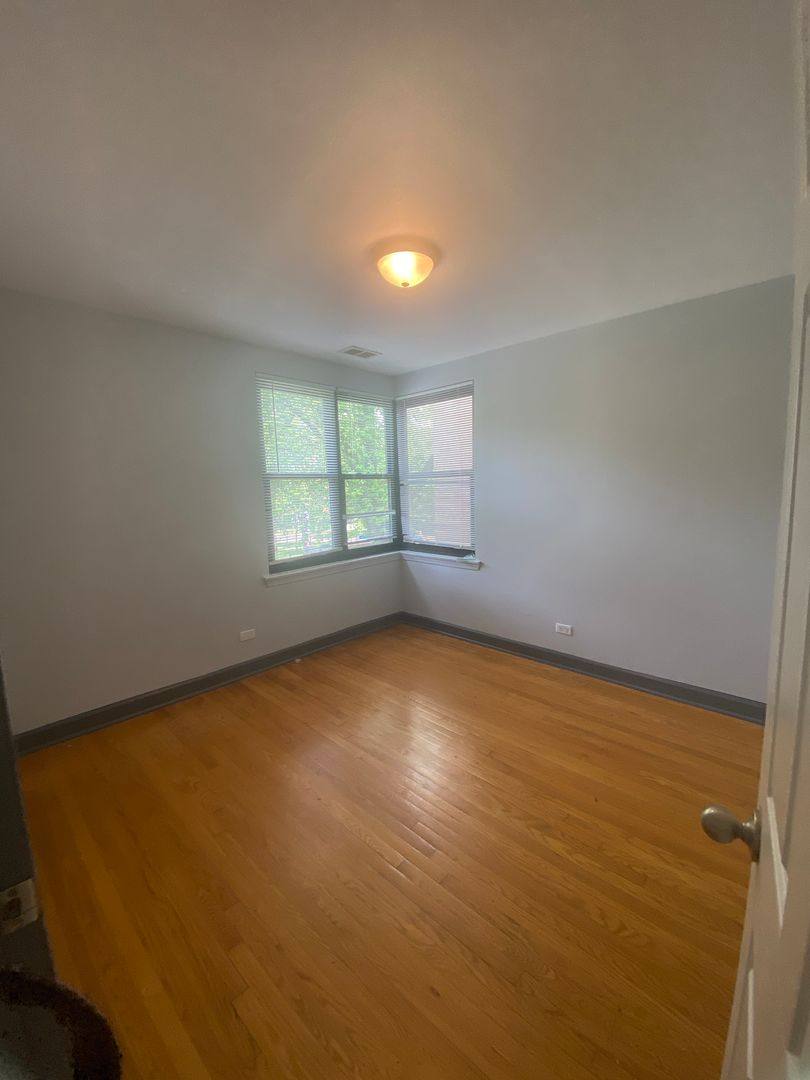 Apartment for rent at 7314 N Winchester Ave, Chicago, IL 60626