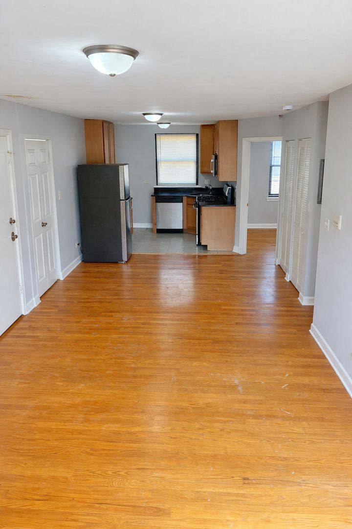 Apartment for rent at 7314 N Winchester Ave, Chicago, IL 60626