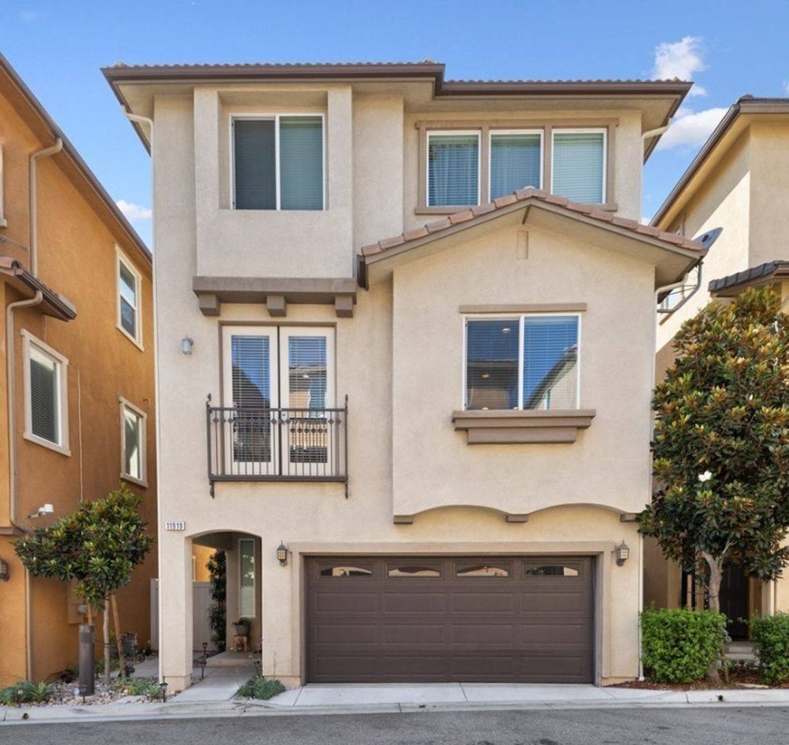 House for rent at 11919 Olive Glen, Los Angeles, CA 90047