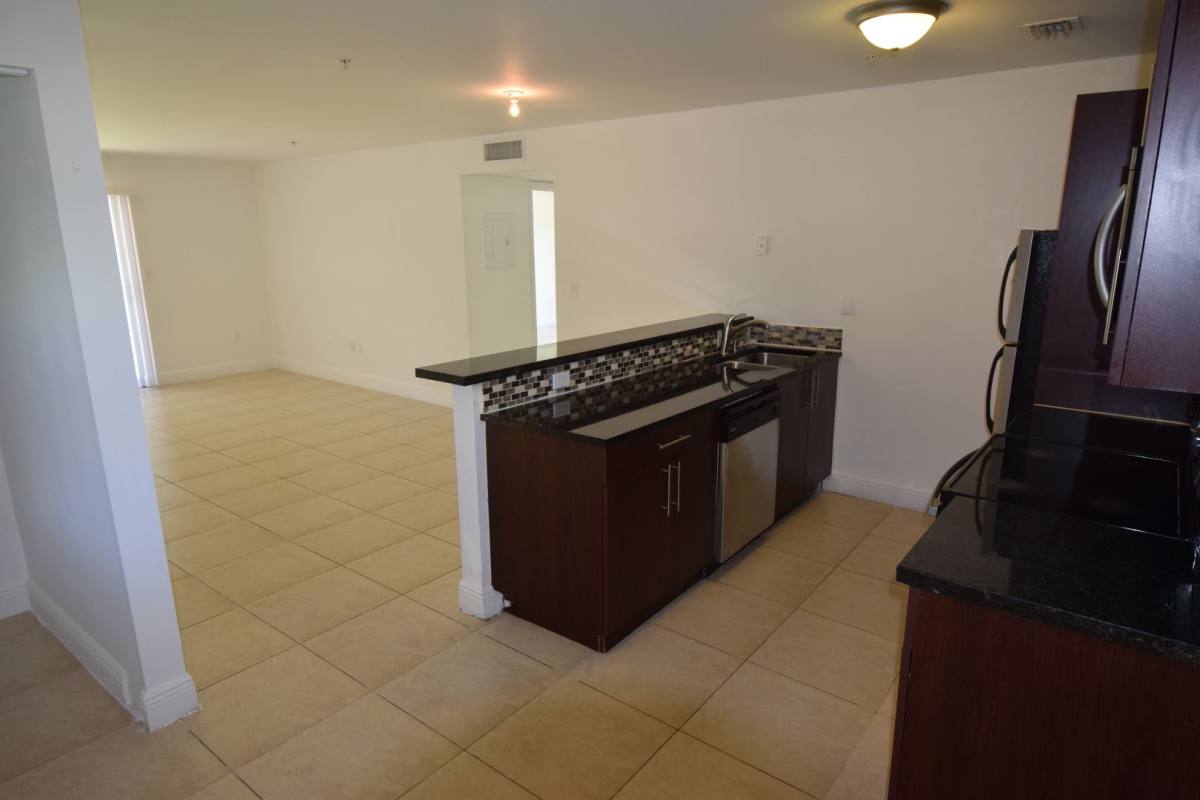 Apartment for rent at 4147 Stirling Rd, Fort Lauderdale, FL 33314