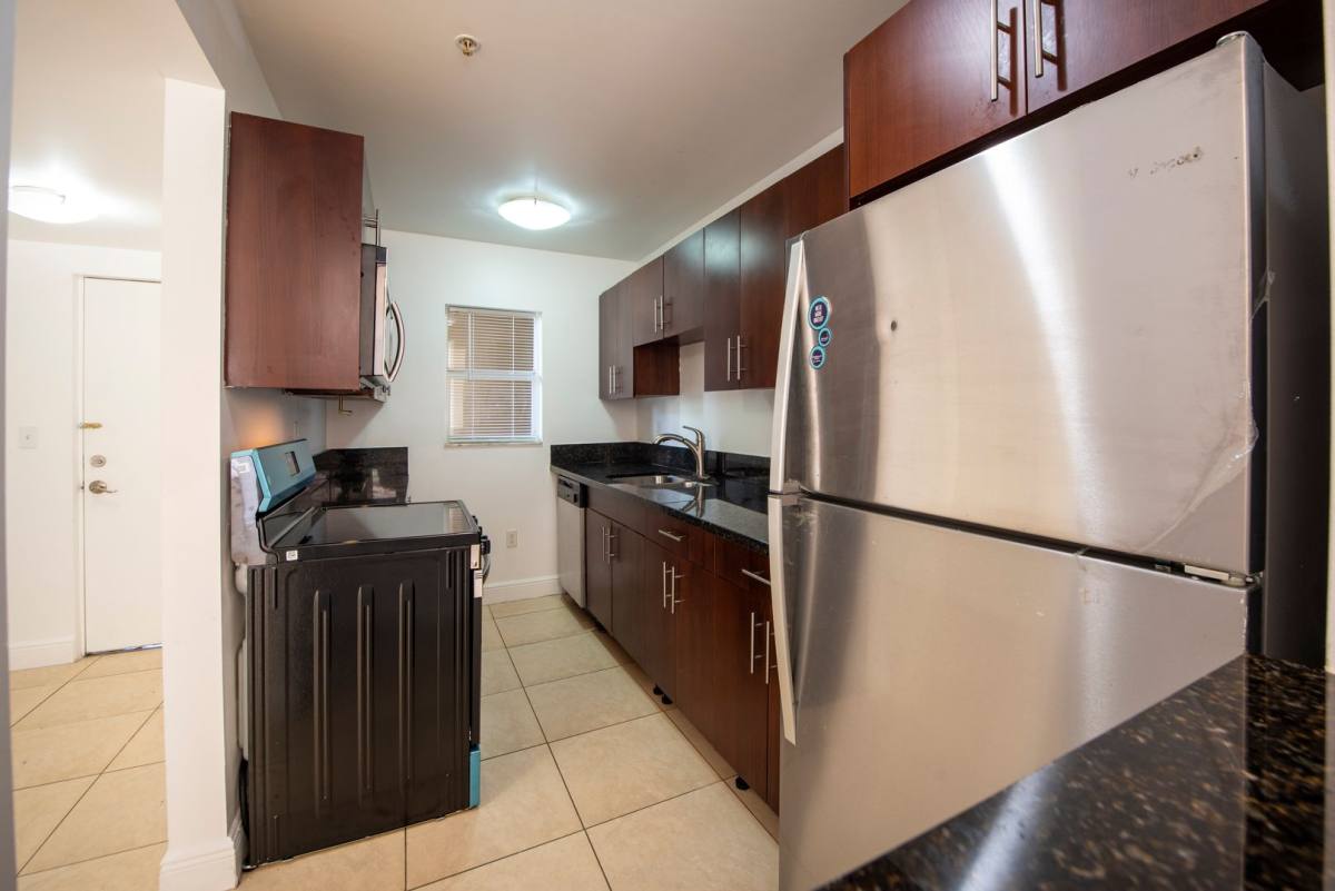 Apartment for rent at 4147 Stirling Rd, Fort Lauderdale, FL 33314