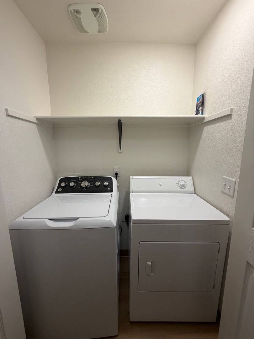 Apartment for rent at 1860 Rees Hill Rd SE, Salem, OR 97306