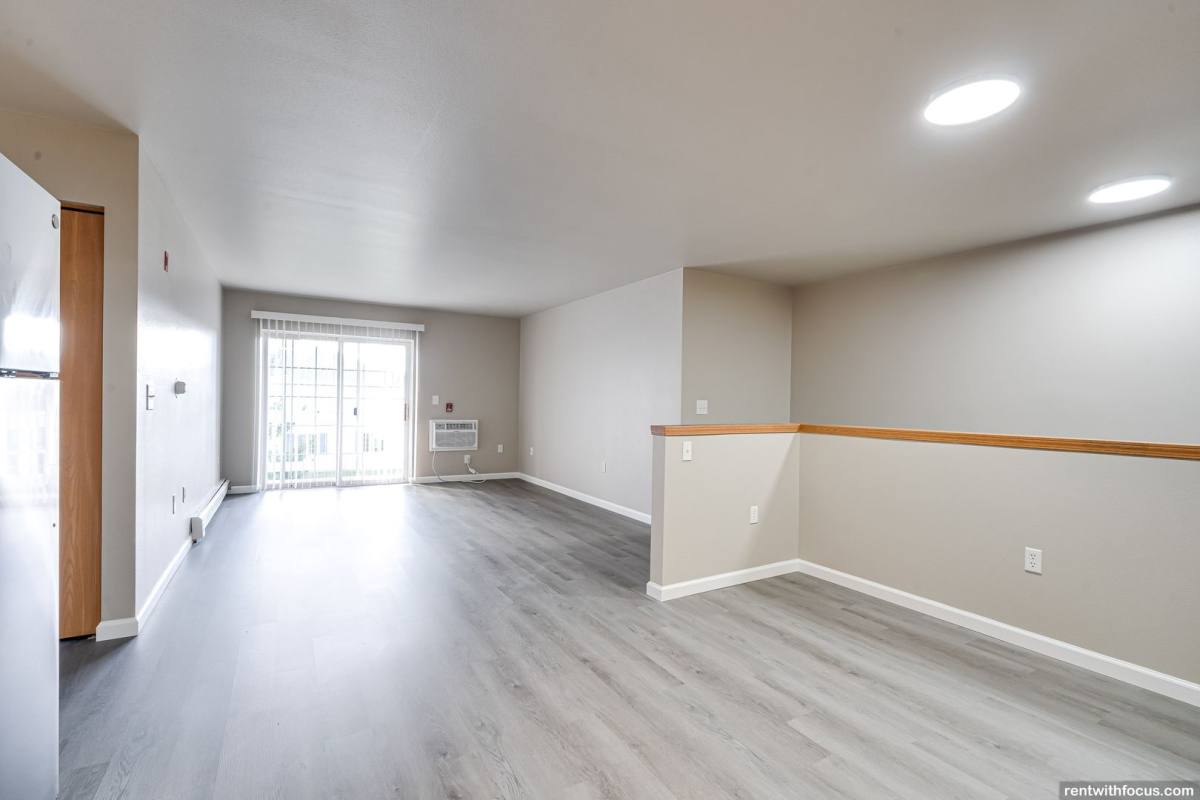 Apartment for rent at 103 Knaup Dr, Beaver Dam, WI 53916