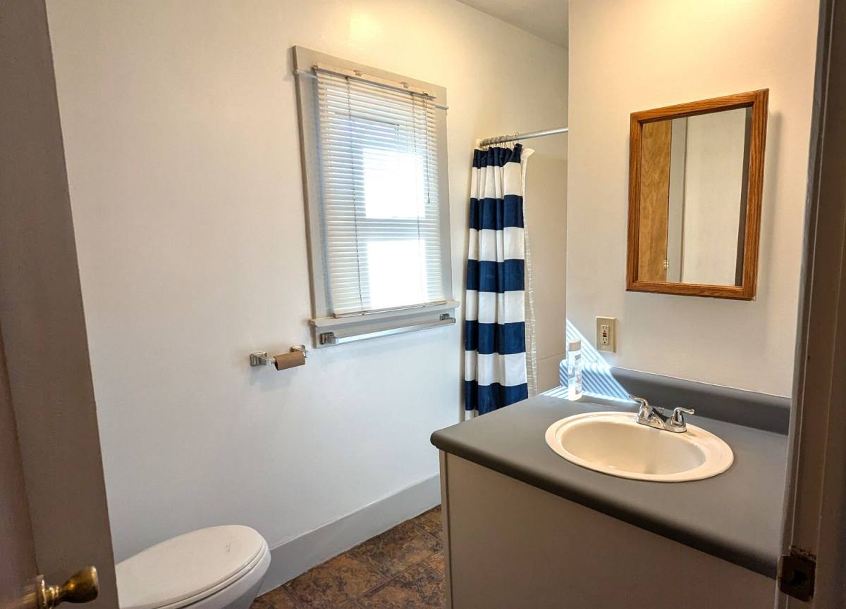 Apartment for rent at 2901 Temple St, Muskegon, MI 49444