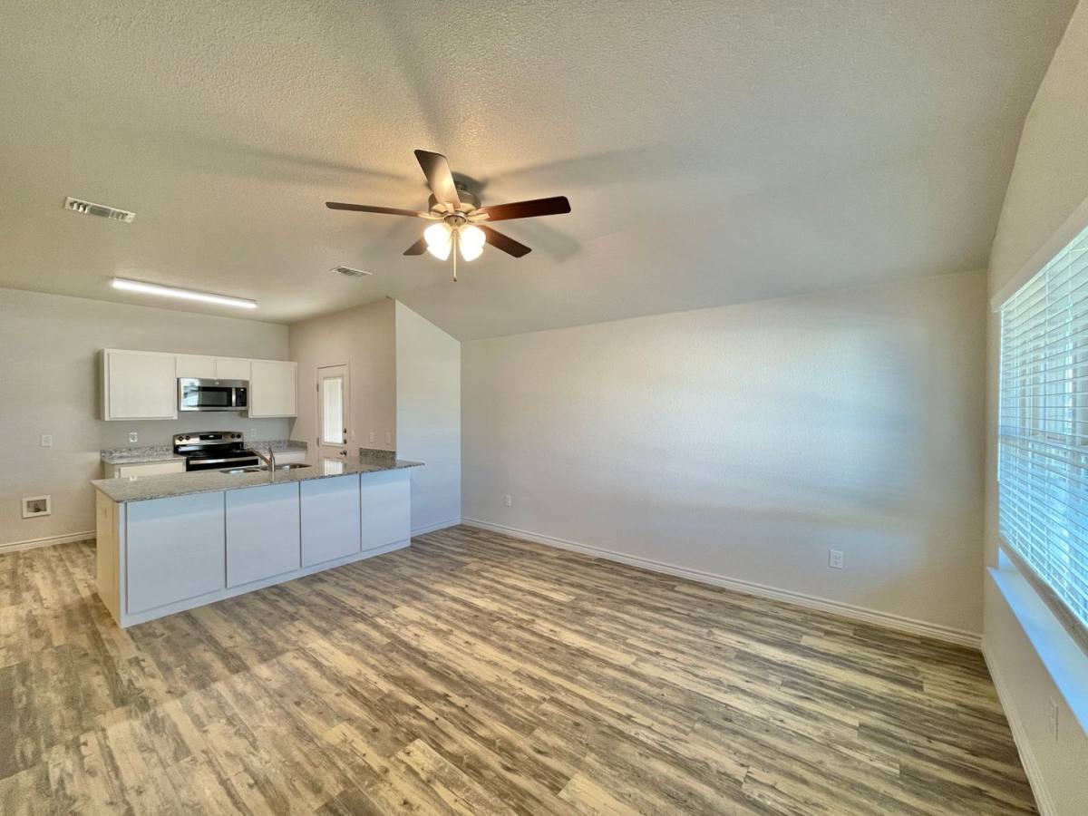 Townhouse for rent at 1805 Castroville Trail, Copperas Cove, TX 76522