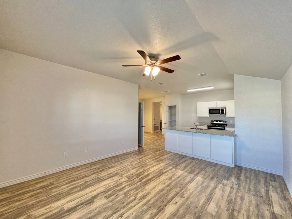 Townhouse for rent at 1805 Castroville Trail, Copperas Cove, TX 76522