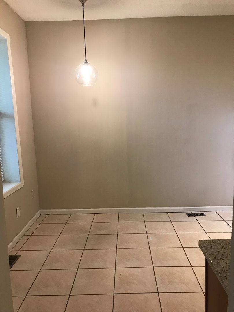 Apartment for rent at 2511-2513 S 9th St, Saint Louis, MO 63104