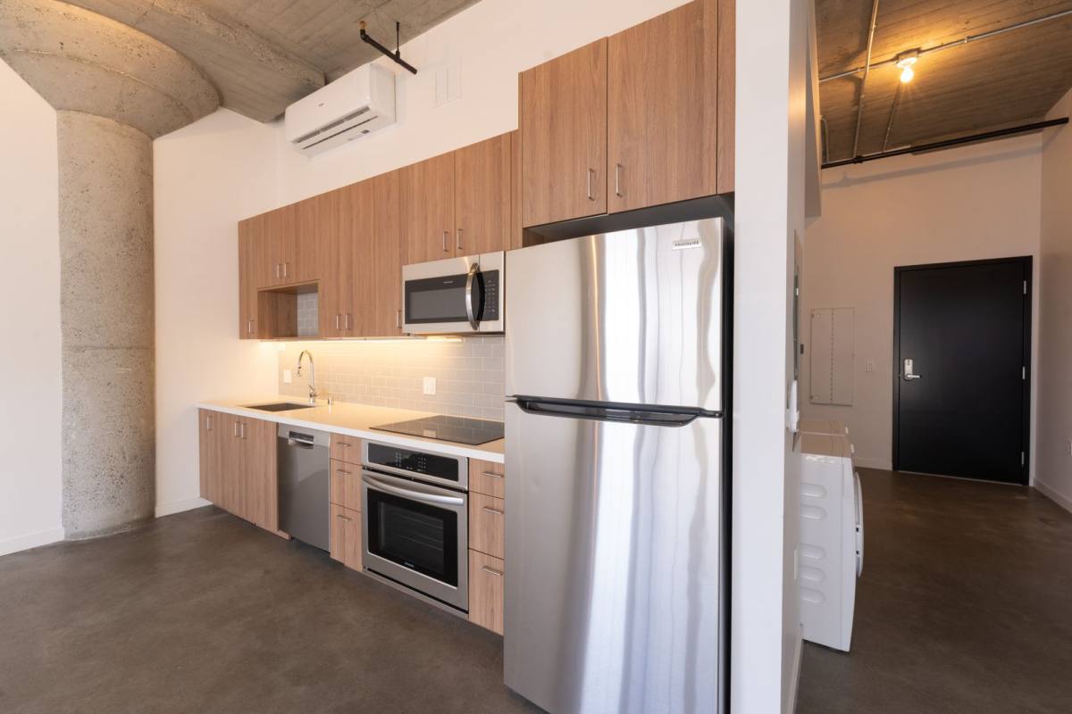 Apartment for rent at 2350 Saratoga St, Alameda, CA 94501