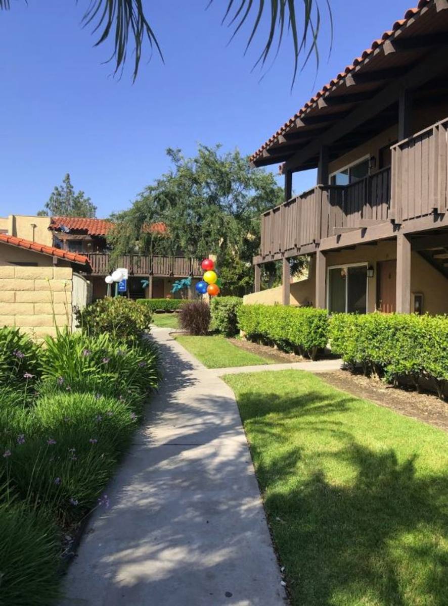 Apartment for rent at 13882 Tustin E Dr, Tustin, CA 92780