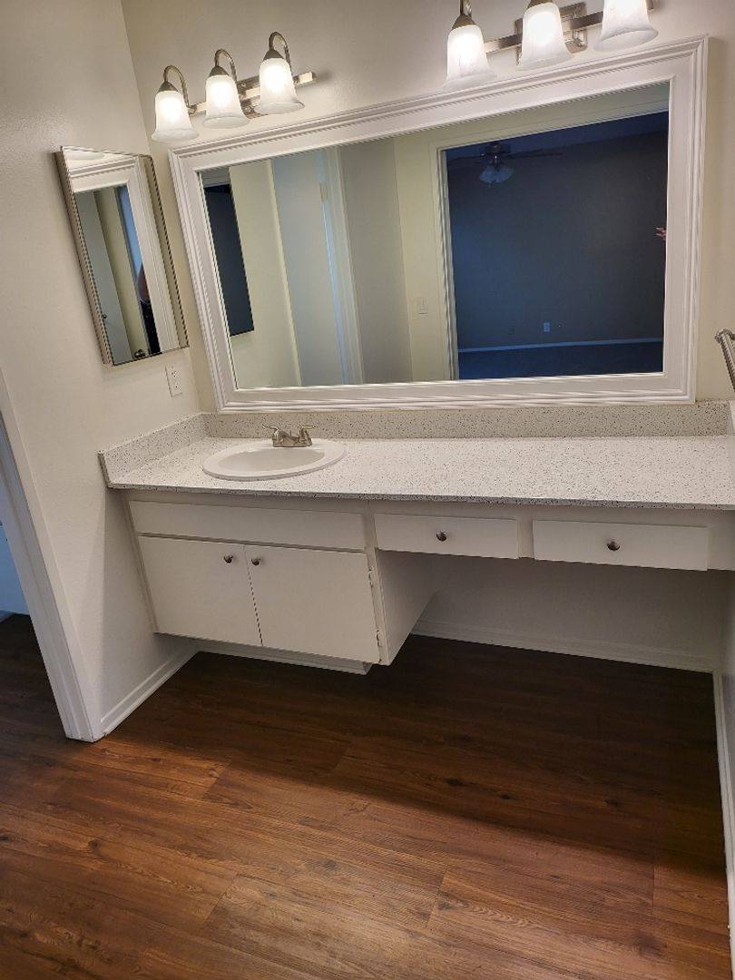 Apartment for rent at 1950 E Santa Clara Ave, Santa Ana, CA 92705