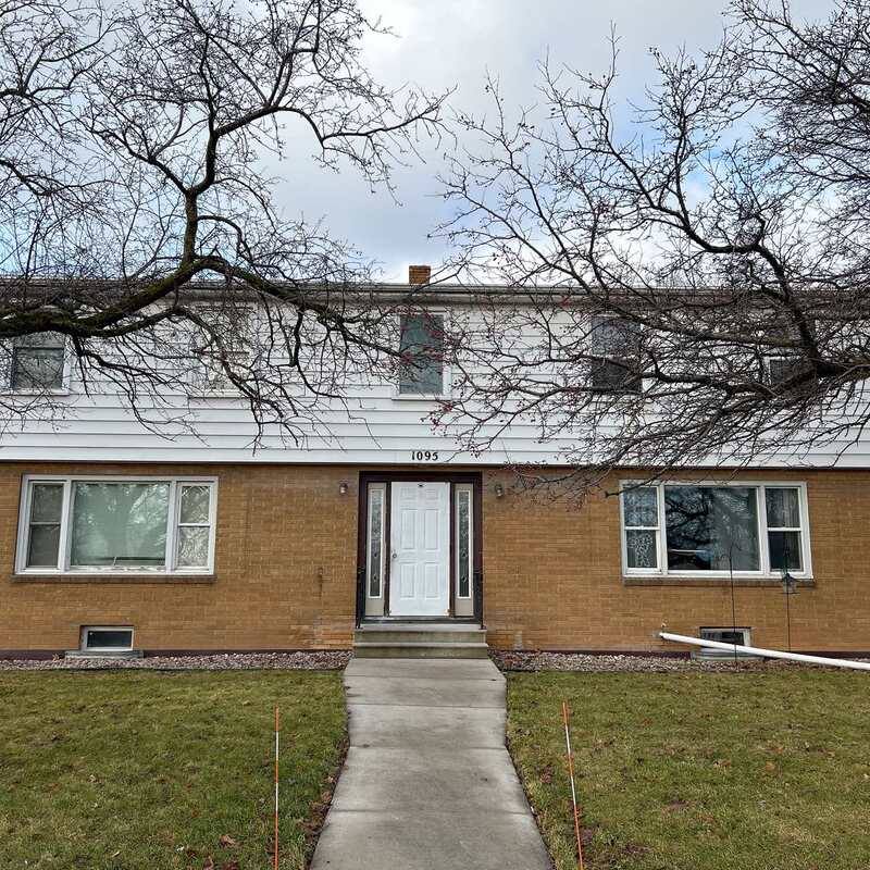 Apartment for rent at 1095 Gillingham Rd #D, Neenah, WI 54956