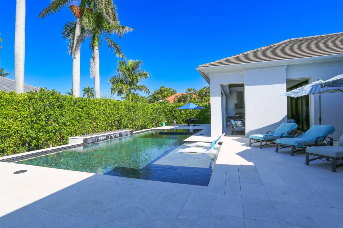 House for rent at 3123 Crayton Rd, Naples, FL 34103