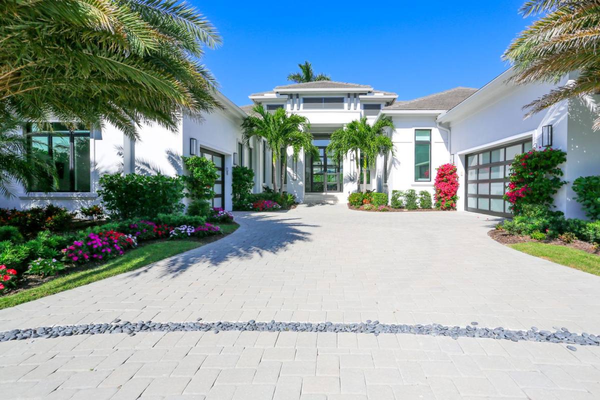 House for rent at 3123 Crayton Rd, Naples, FL 34103