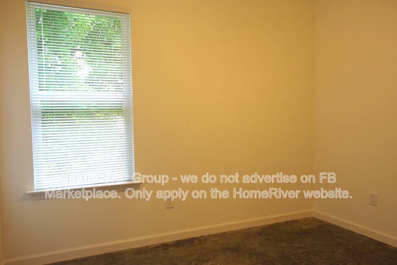 House for rent at 2975 Lake Park Rd, Memphis, TN 38127
