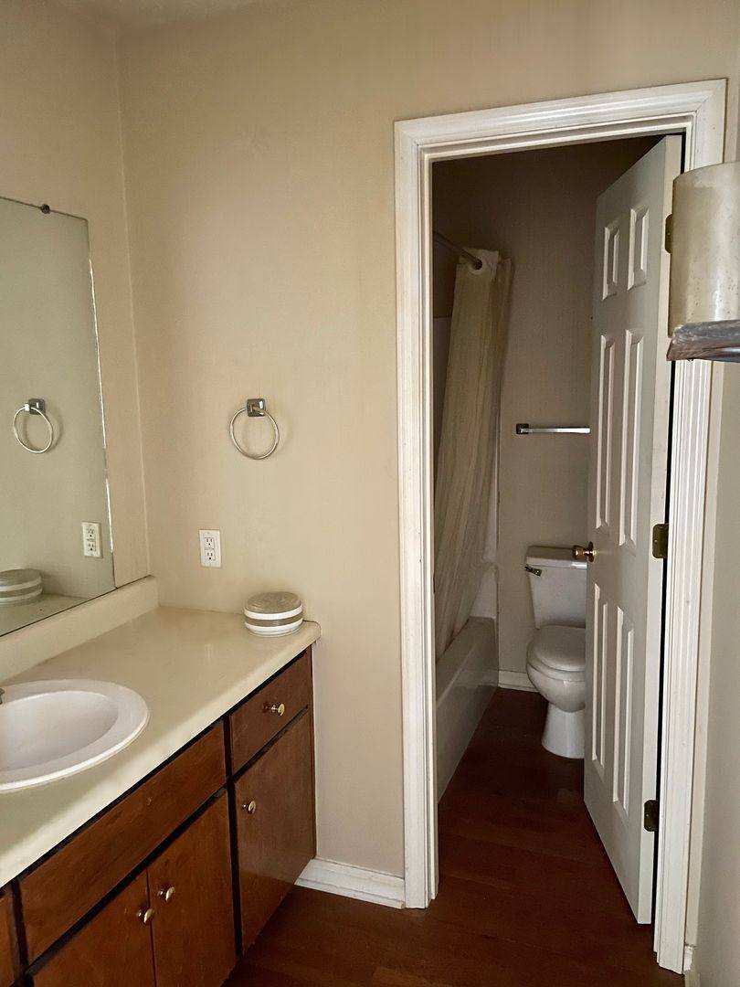 Apartment for rent at 830 N Jackson St, Starkville, MS 39759