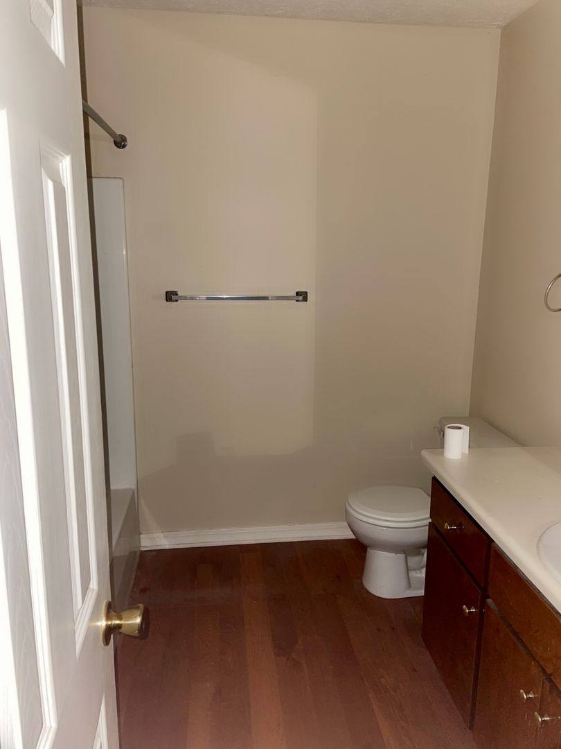 Apartment for rent at 830 N Jackson St, Starkville, MS 39759