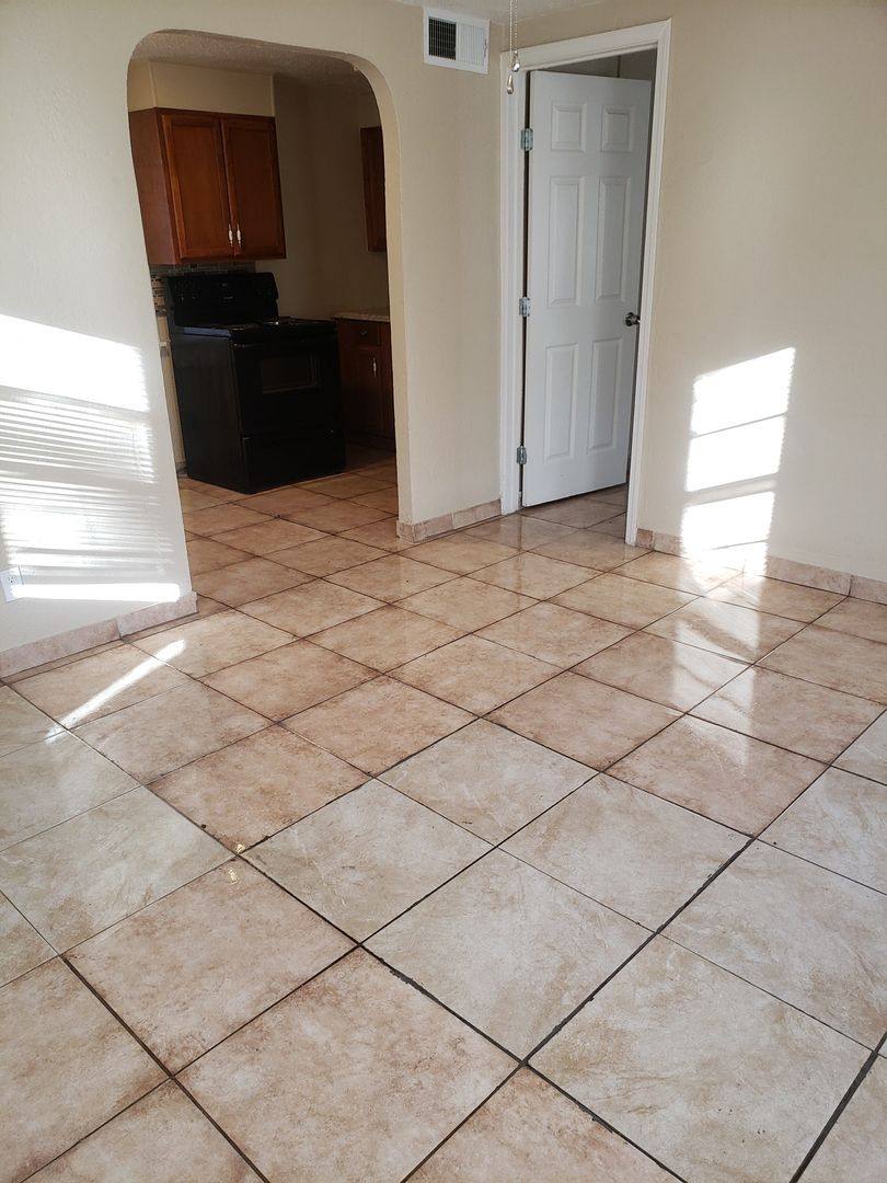 Apartment for rent at 6905 NW 13th St, Oklahoma City, OK 73127