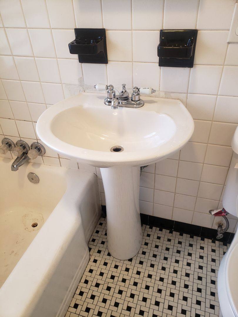 Apartment for rent at 6905 NW 13th St, Oklahoma City, OK 73127