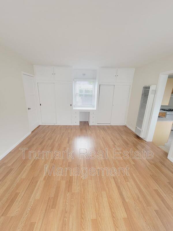 Apartment for rent at 927 E Lexington Dr #A, Glendale, CA 91206