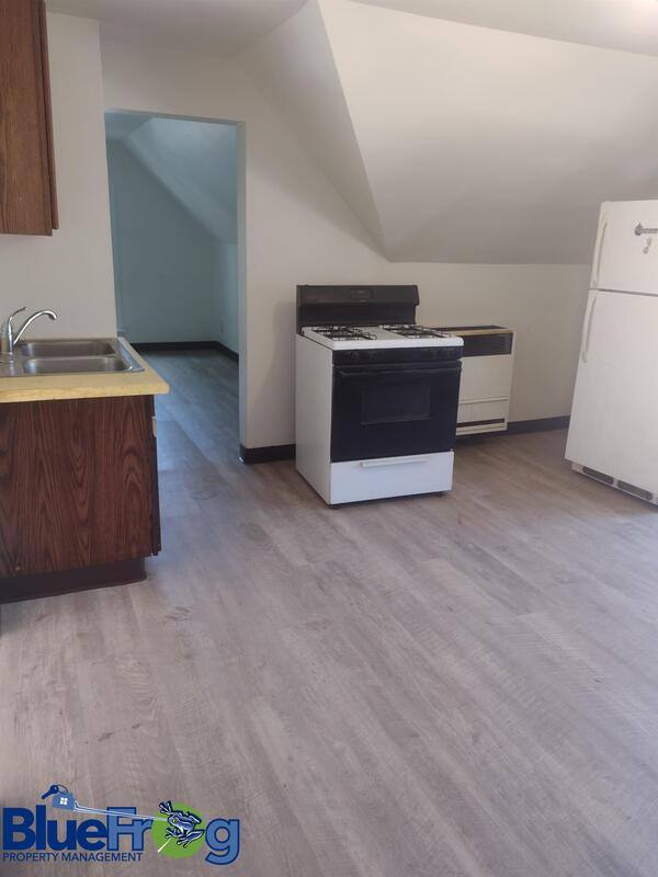 Apartment for rent at 1009-1011 Superior Ave, Sheboygan, WI 53081